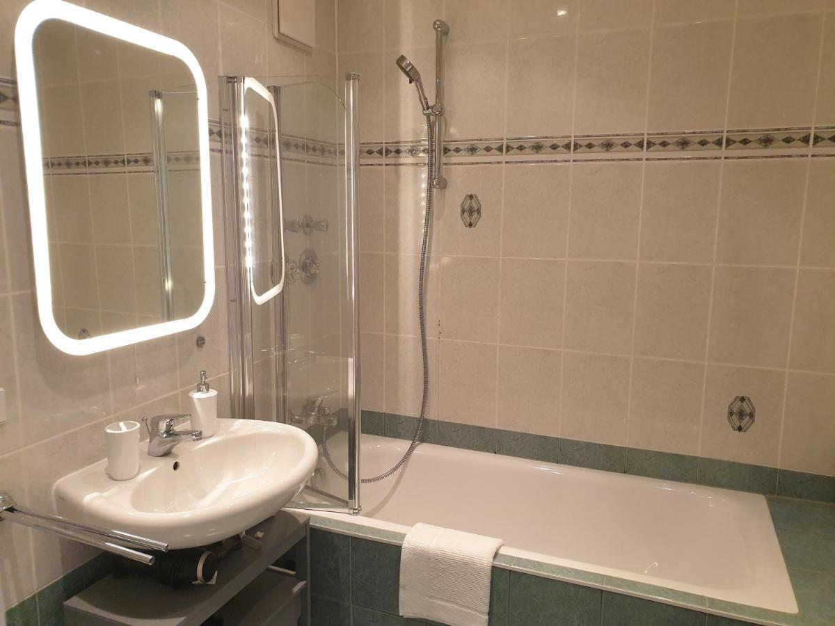 *****Saxonia De Luxe***** Neue & Hochwertige 50Qm² 2-Zimmer-Ferienwohnung In Chemnitz Mit Parkplatz & Wie Zuhause Wohlfuehlatmosphaere - My Feel@Home Apartment In Chemnitz Eksteriør billede